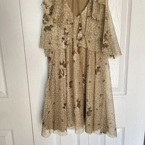 Kimchi Women Floral Mini Ruffle Dress Size 0 Urban Outfitters Romantic - Picture 9 of 16